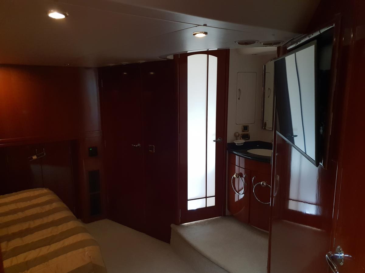 Xclusive 22M Air Conditioned 3-Luxury Bdr Lovely Yacht Hotel Eilat Exterior photo