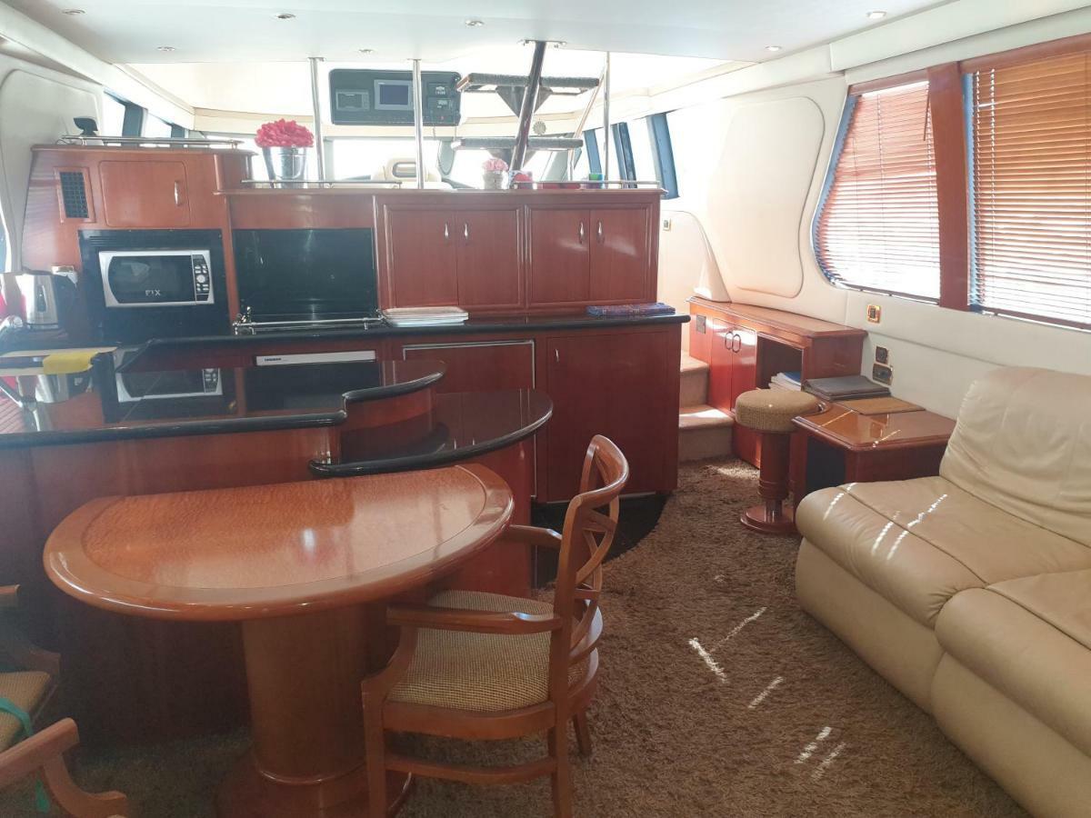 Xclusive 22M Air Conditioned 3-Luxury Bdr Lovely Yacht Hotel Eilat Exterior photo